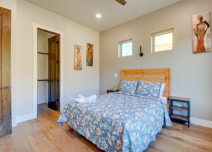 Mtn-view Gem W/ Game & Fire Pit In Prescott! Holiday home